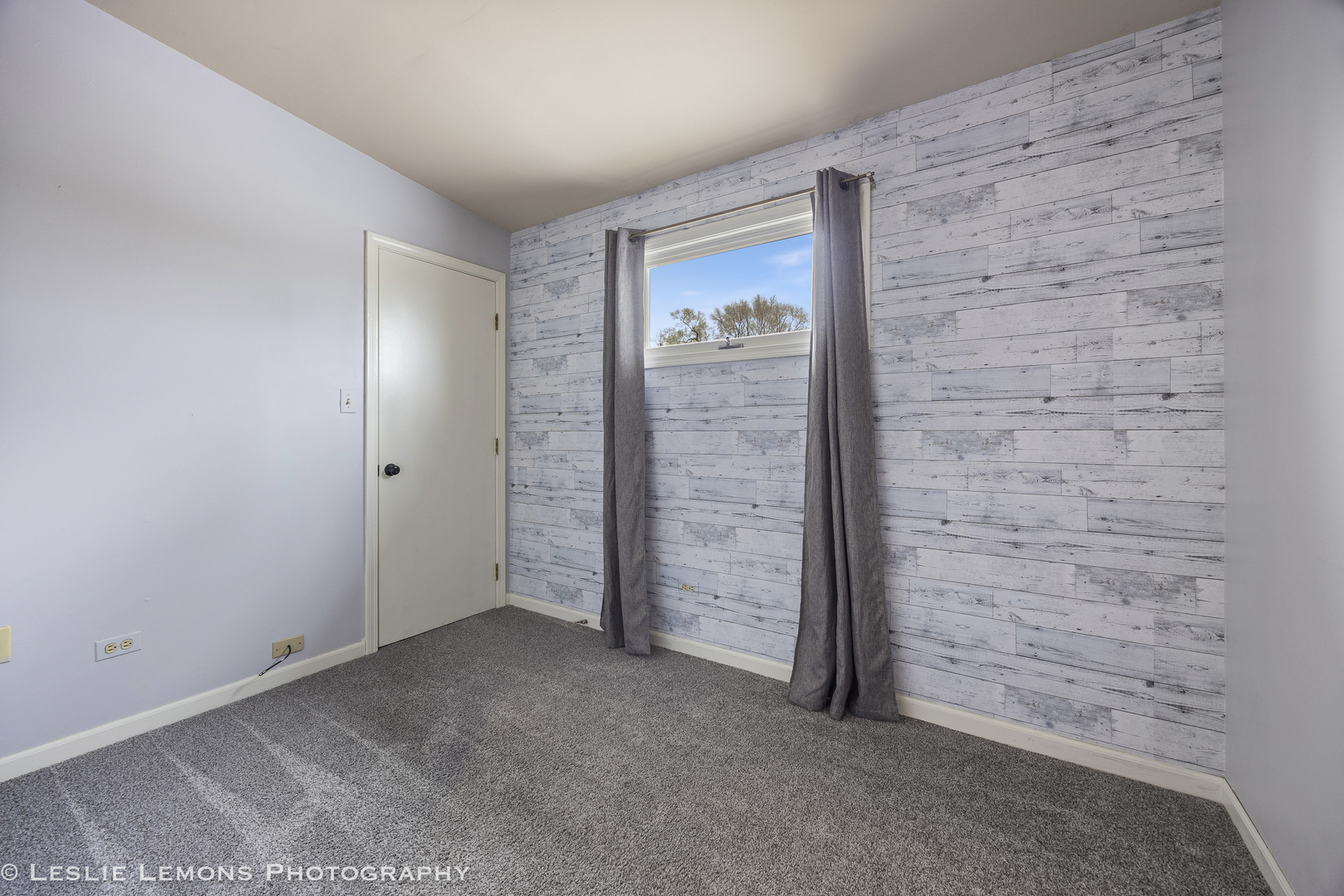 221 69th Street, Darien, IL 60561