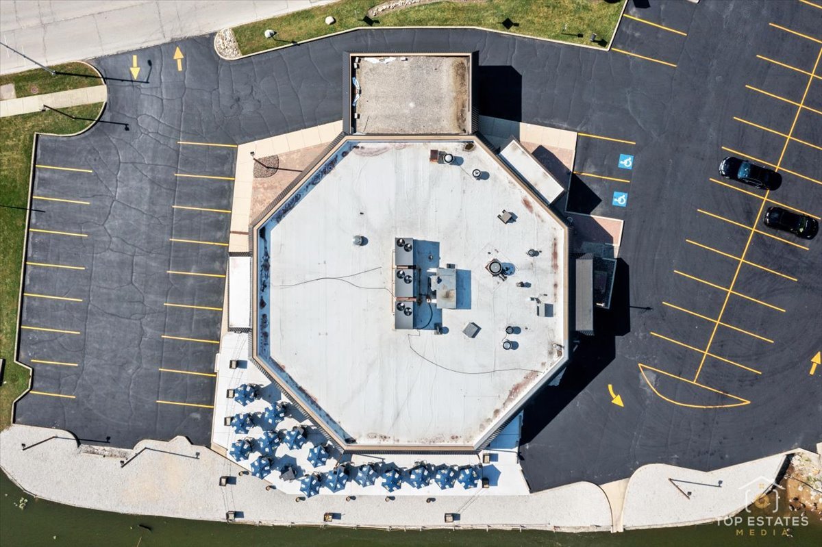 320 N 2nd Street, St. Charles, IL 60174