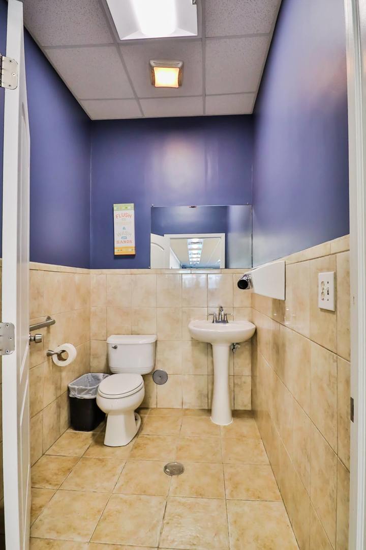 1544 N Mannheim Road, Stone Park, IL 60165