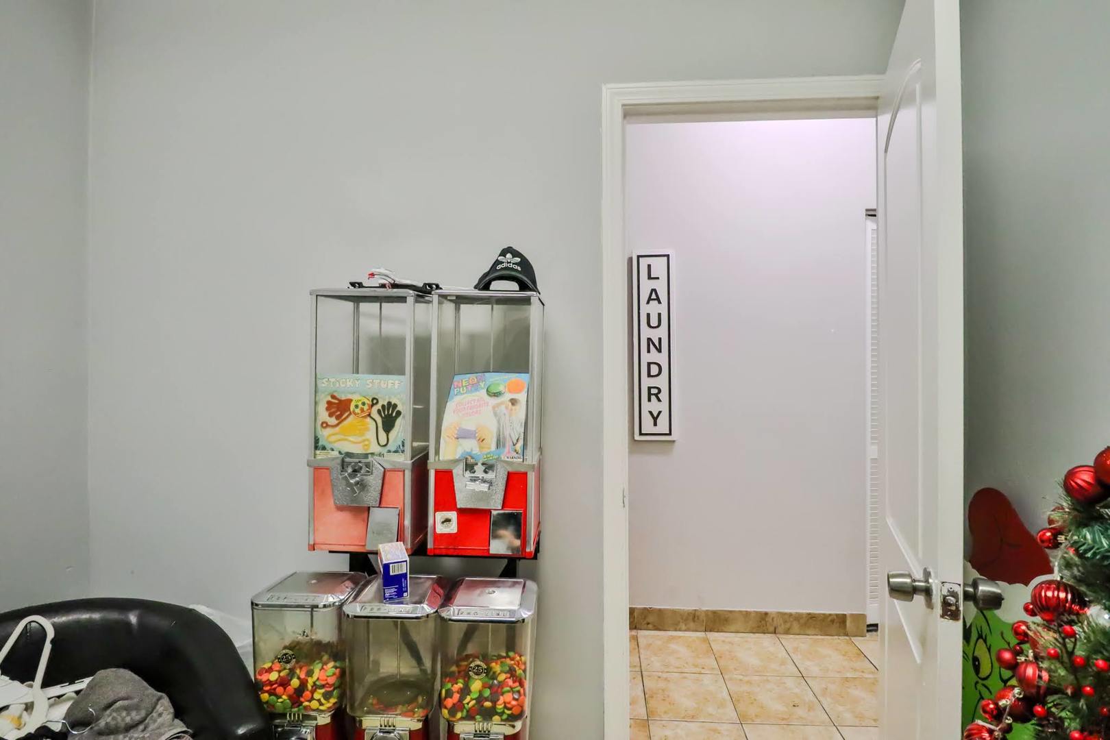 1544 N Mannheim Road, Stone Park, IL 60165