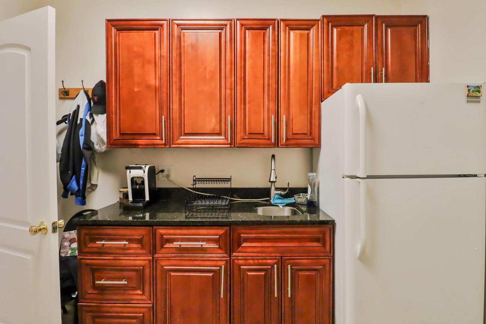 1544 N Mannheim Road, Stone Park, IL 60165