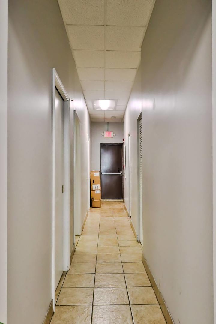 1544 N Mannheim Road, Stone Park, IL 60165