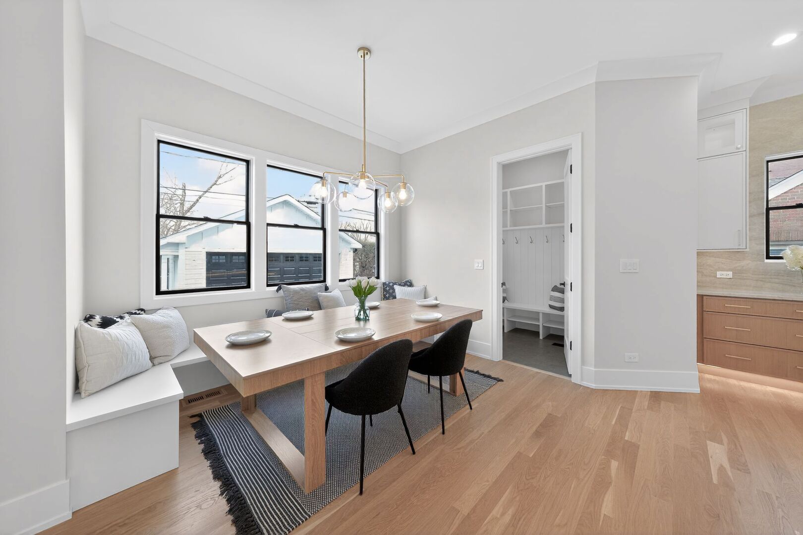 1414 S Prospect Avenue, Park Ridge, IL 60068