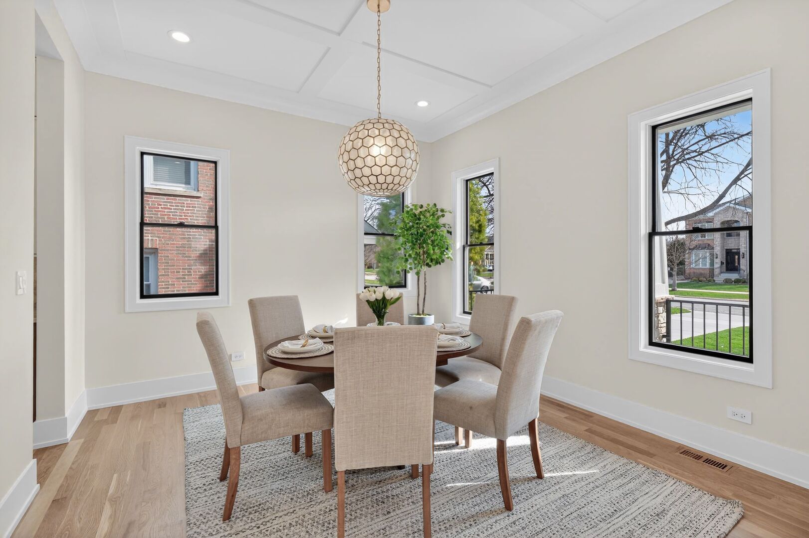 1414 S Prospect Avenue, Park Ridge, IL 60068