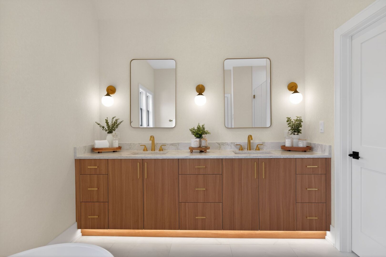 1414 S Prospect Avenue, Park Ridge, IL 60068