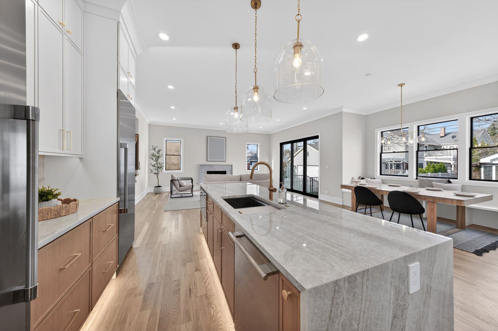 1414 S Prospect Avenue, Park Ridge, IL 60068