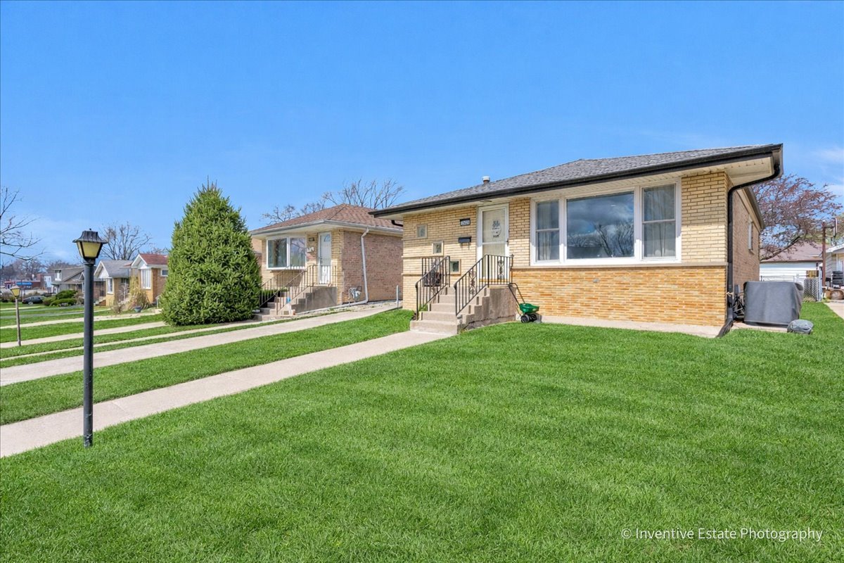 3828 W 116TH Place, Alsip, IL 60803