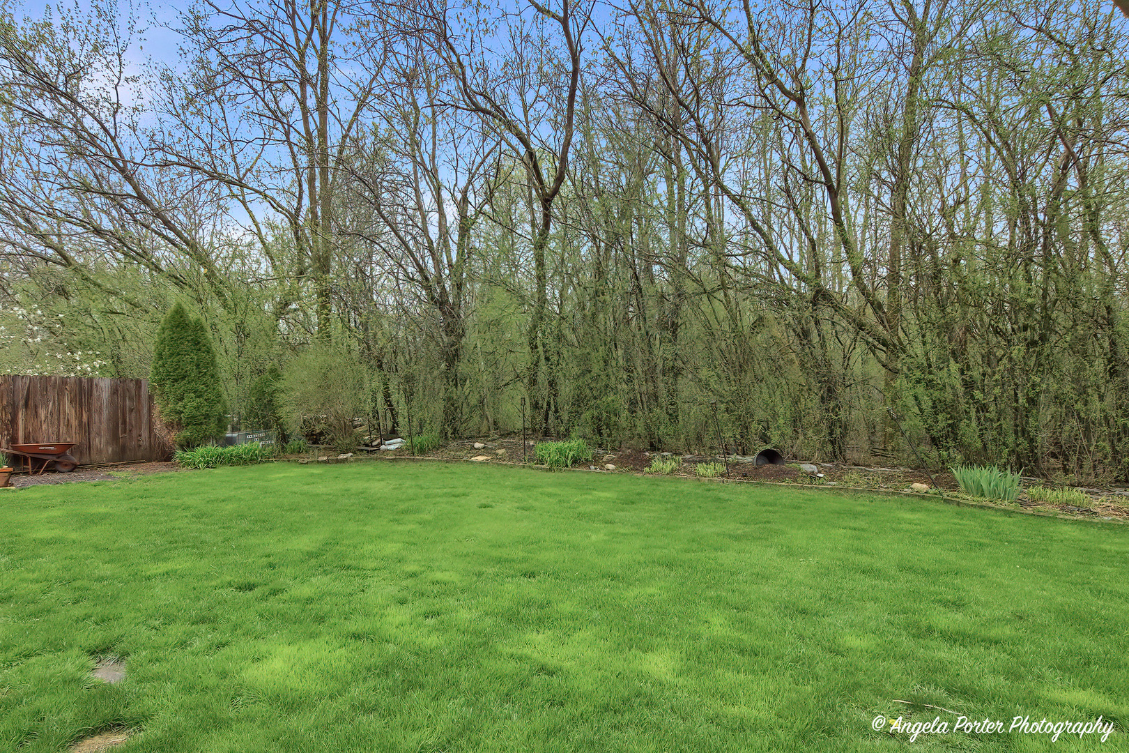 283 Spring Lake Drive, Round Lake, IL 60073