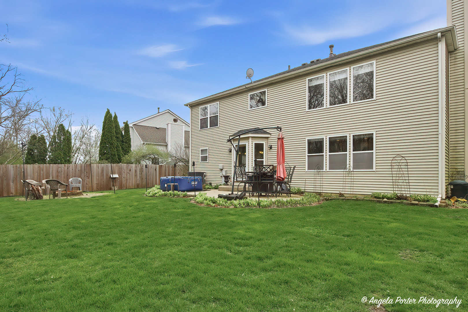 283 Spring Lake Drive, Round Lake, IL 60073