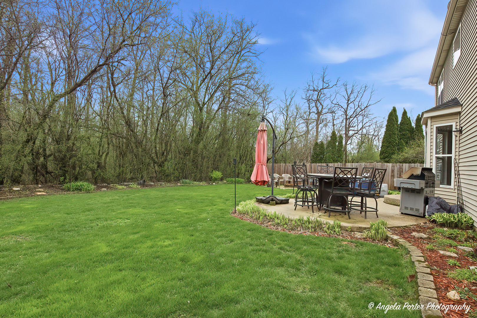 283 Spring Lake Drive, Round Lake, IL 60073