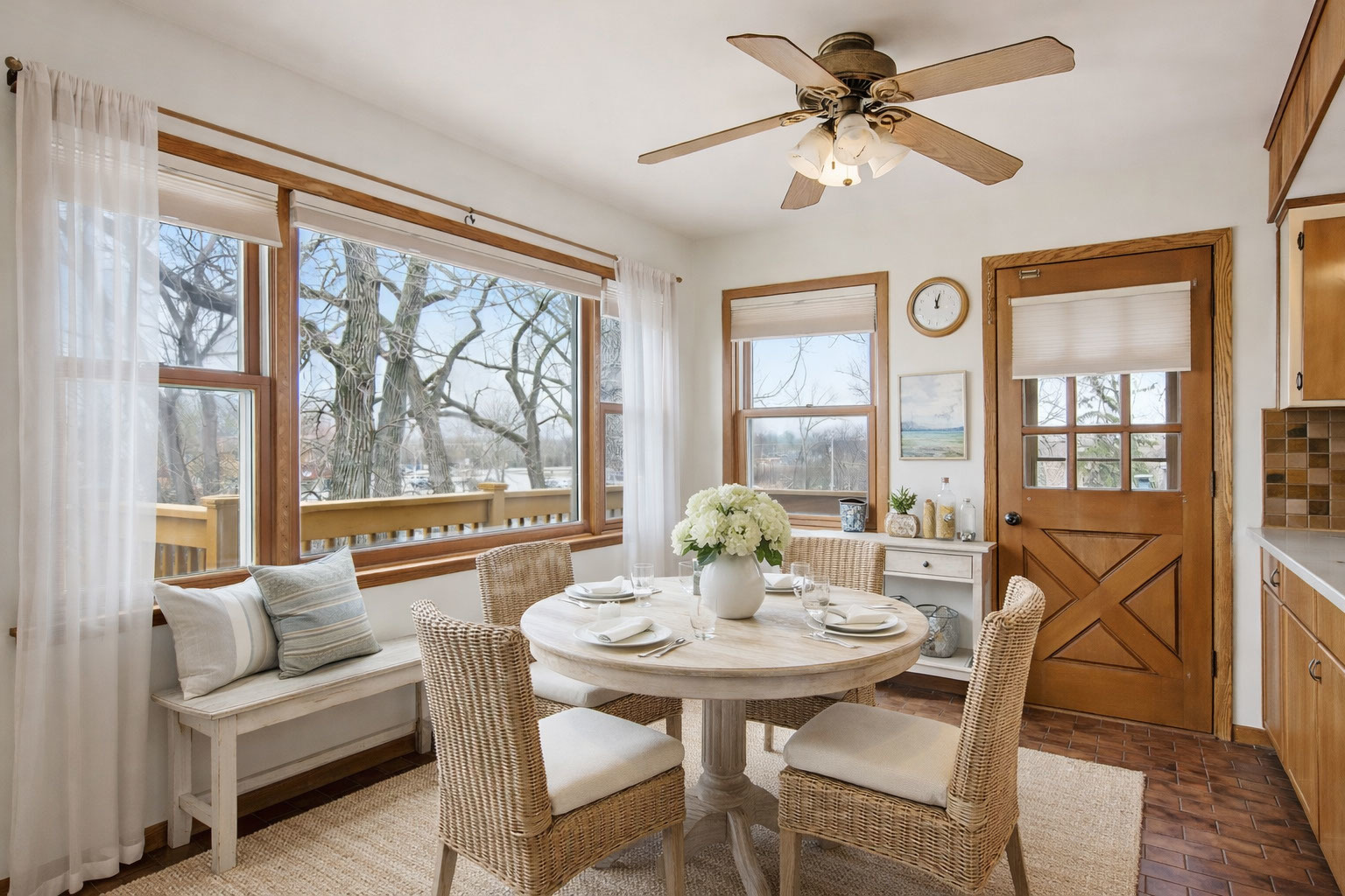 182 Riverside Island Drive, Fox Lake, IL 60020