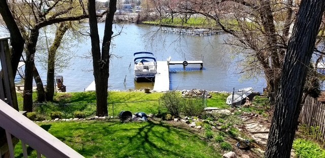 182 Riverside Island Drive, Fox Lake, IL 60020