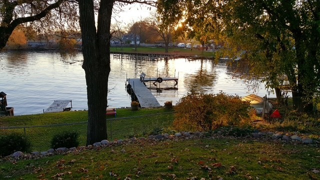 182 Riverside Island Drive, Fox Lake, IL 60020