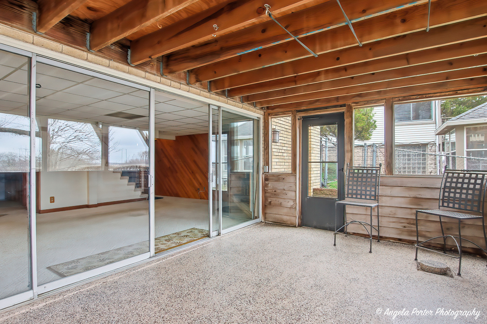 182 Riverside Island Drive, Fox Lake, IL 60020