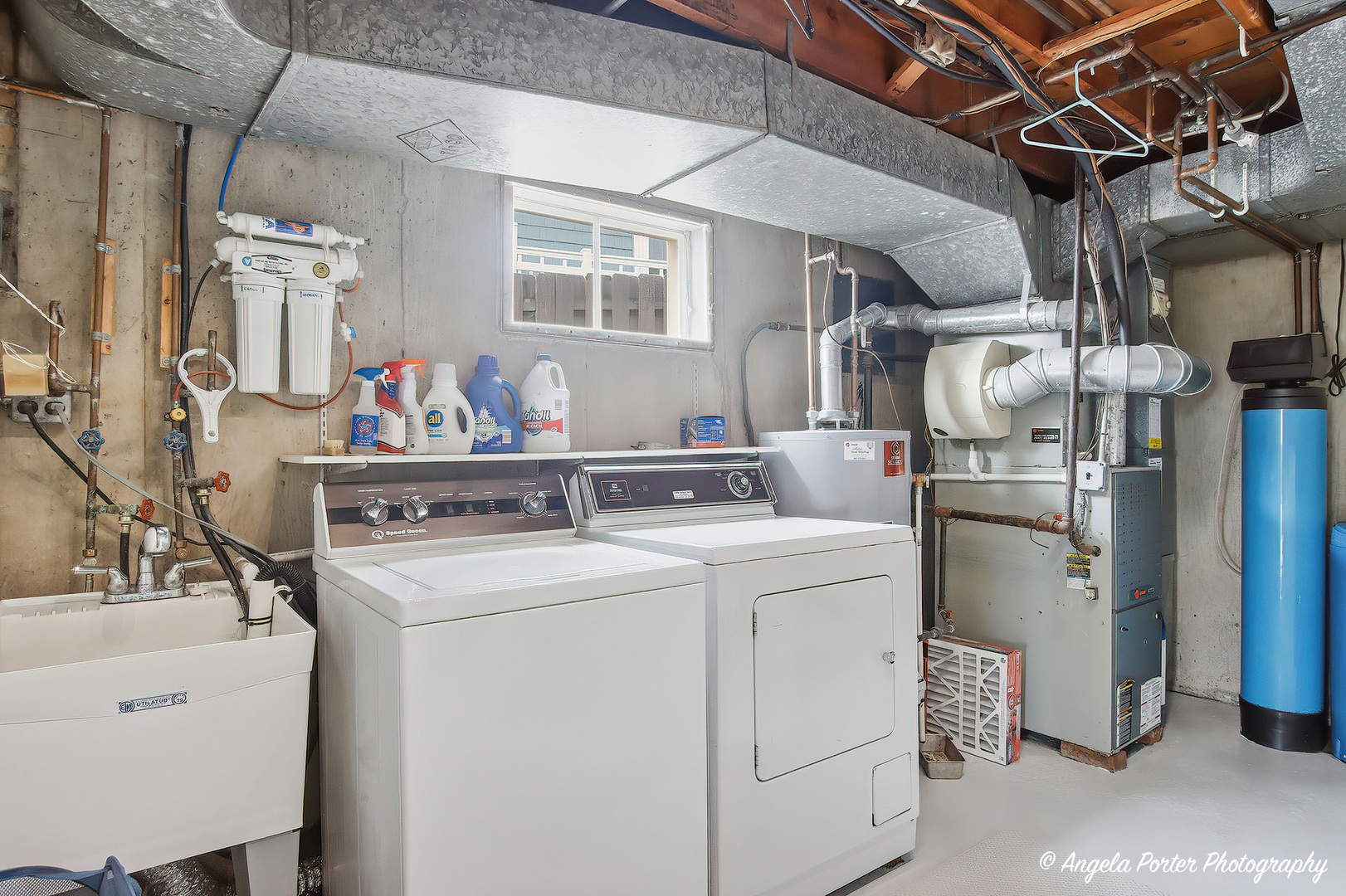 182 Riverside Island Drive, Fox Lake, IL 60020