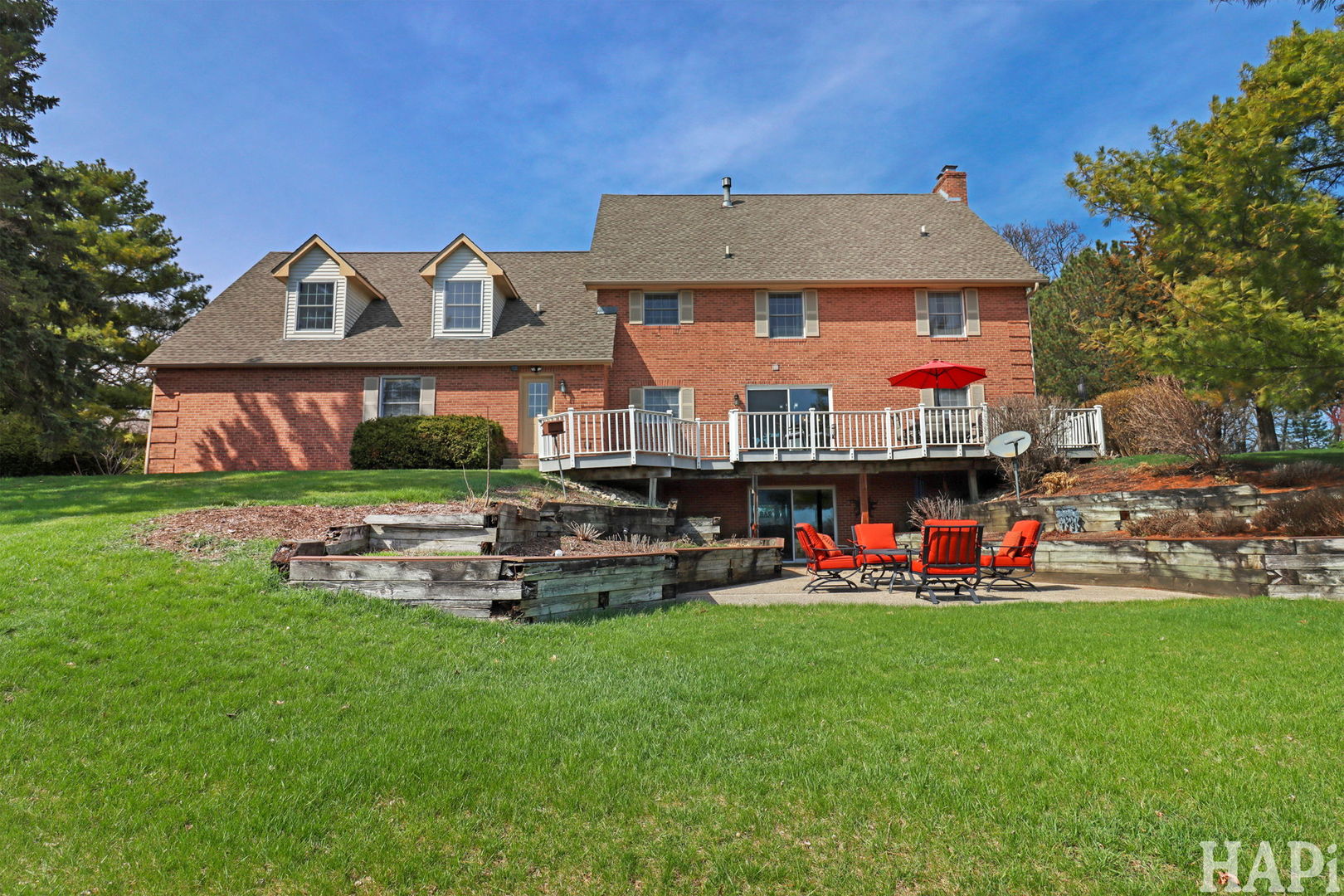 2916 N Bayview Lane, McHenry, IL 60051
