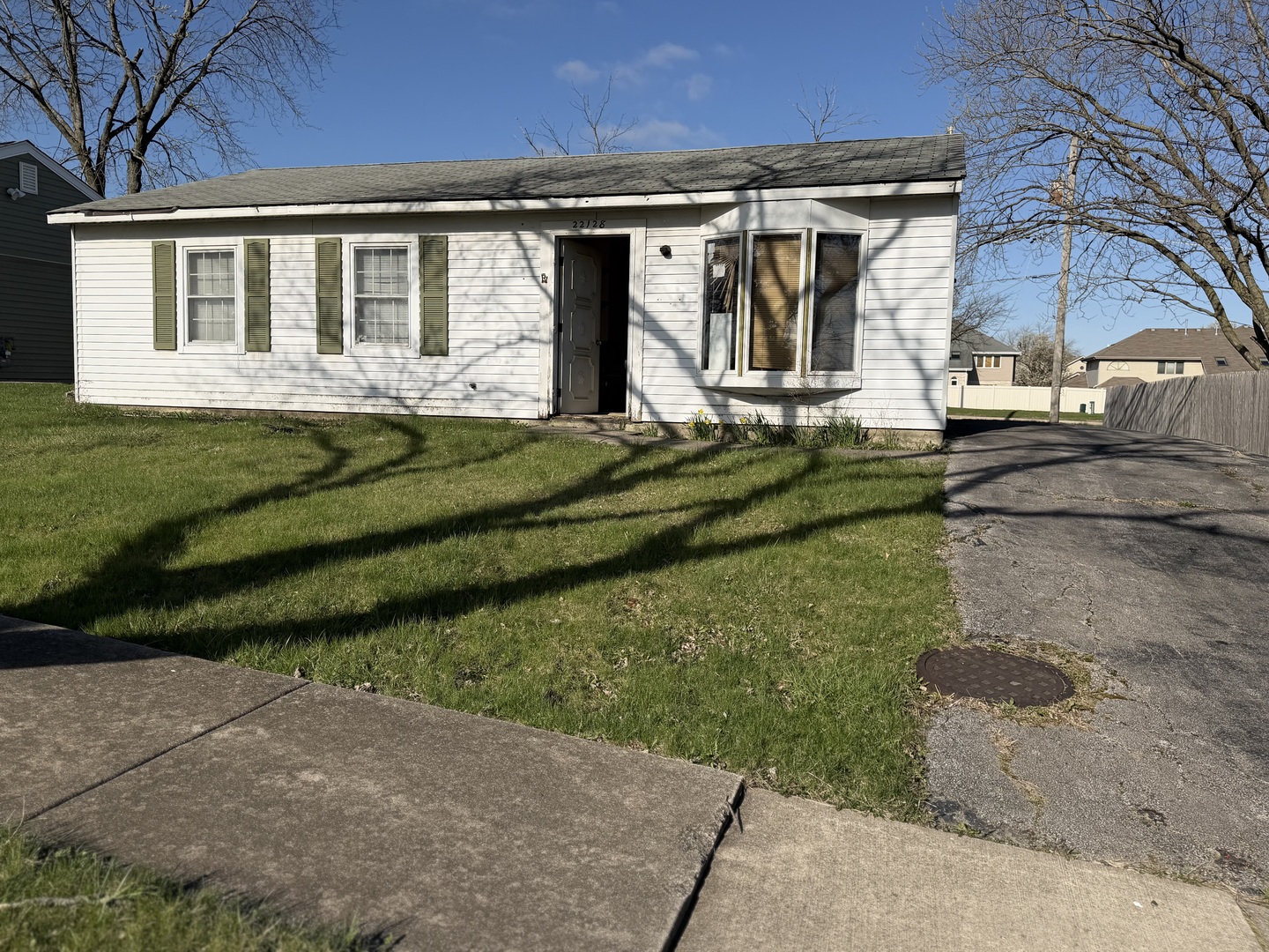 22128 Hawthorne Way, Richton Park, IL 60471