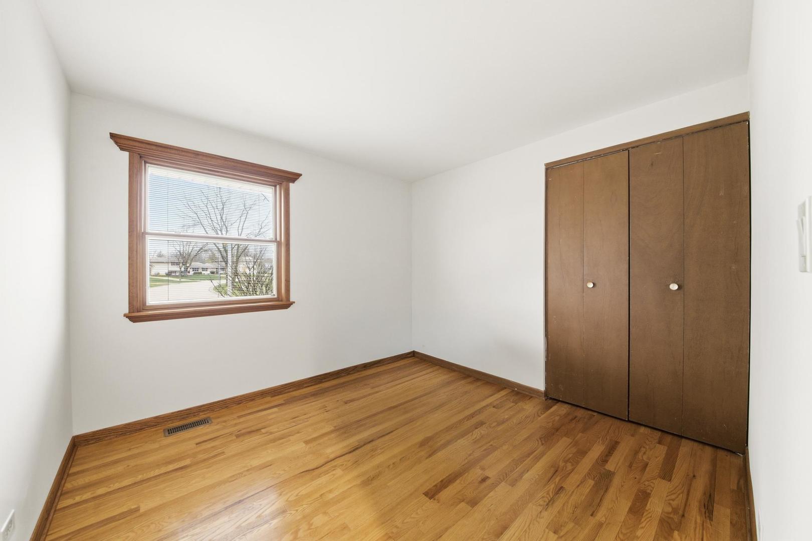 133 Lela Lane, Schaumburg, IL 60193