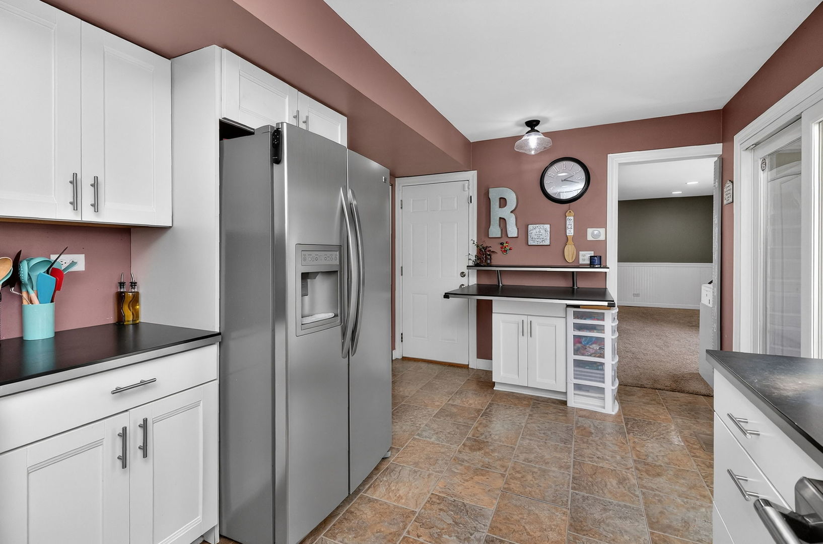 321 Lakeside Drive, Bolingbrook, IL 60440