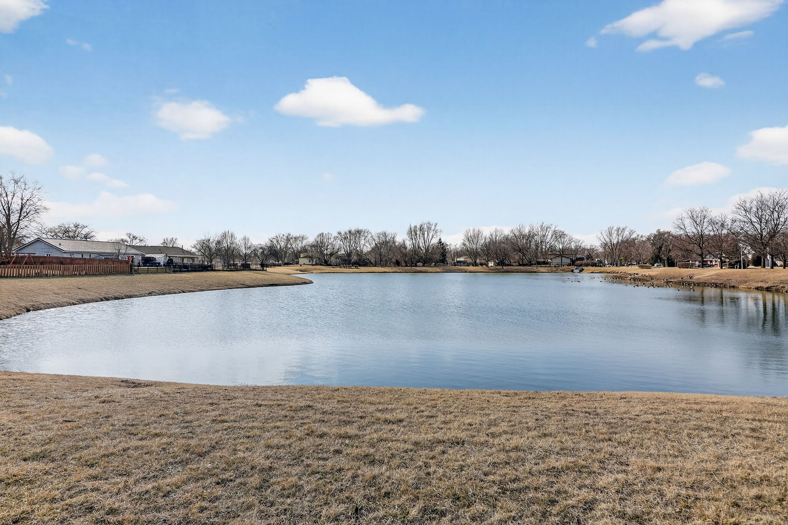 321 Lakeside Drive, Bolingbrook, IL 60440
