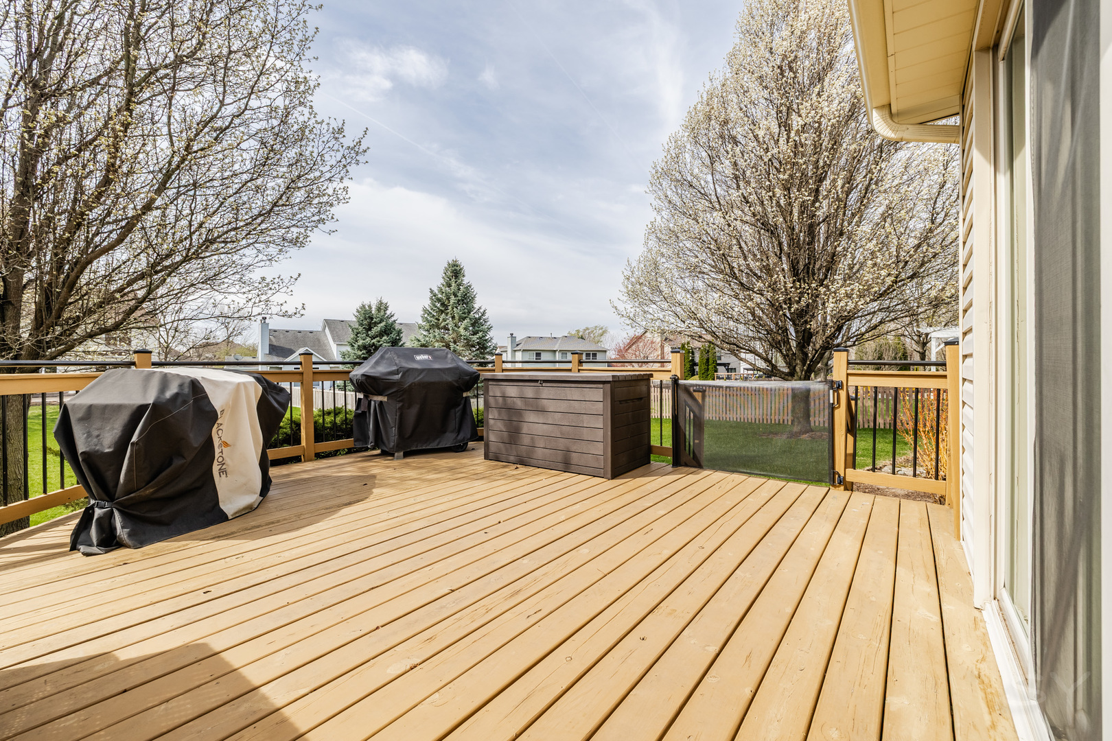 203 Cambridge Court, Oswego, IL 60543