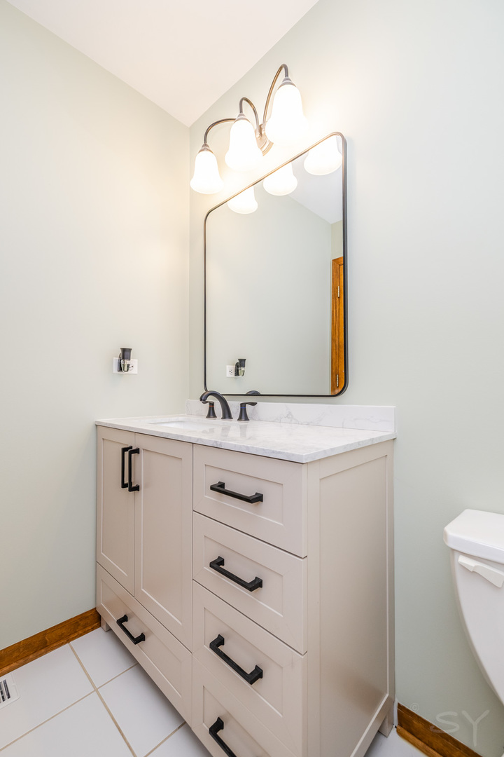 203 Cambridge Court, Oswego, IL 60543