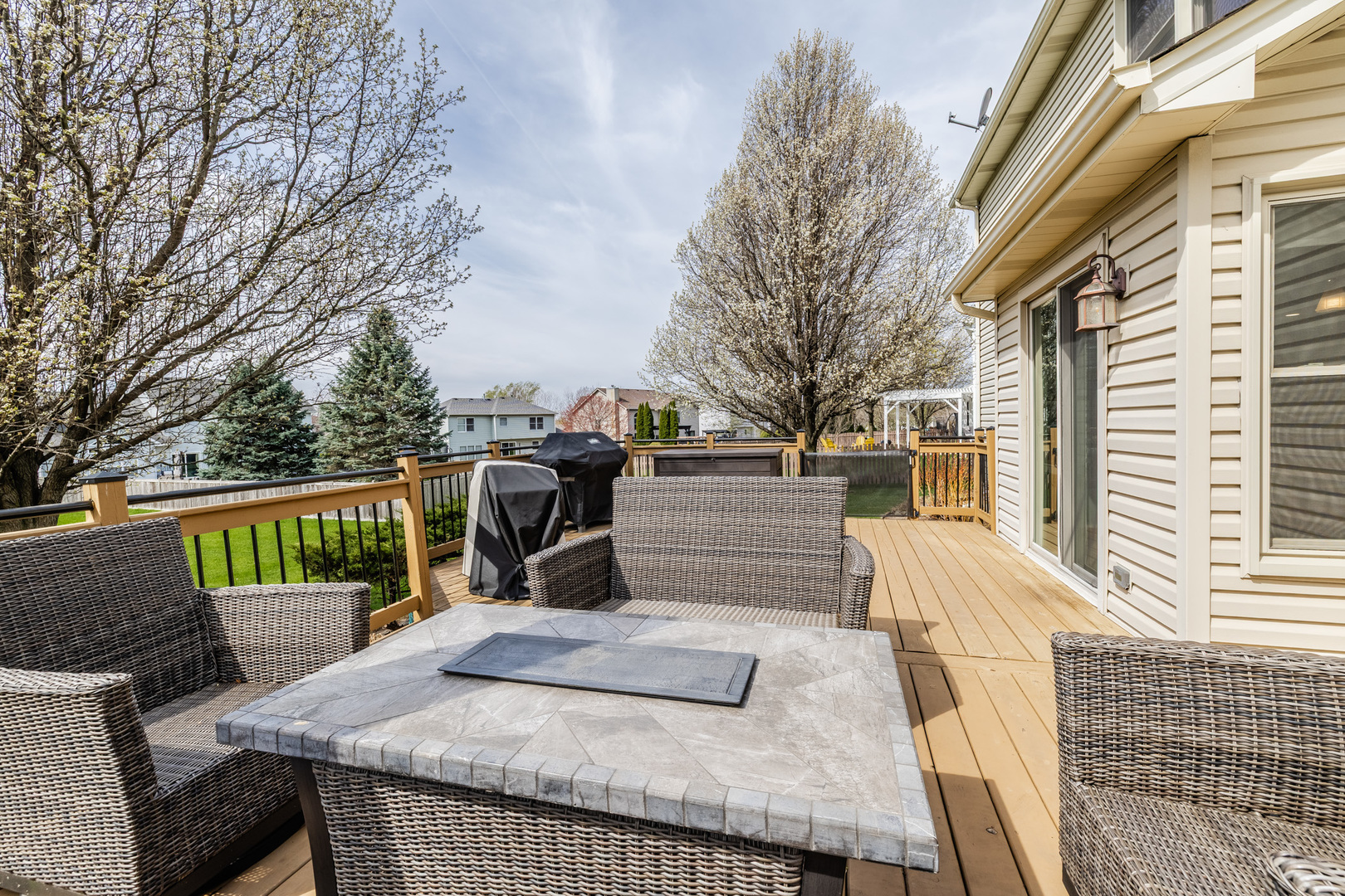 203 Cambridge Court, Oswego, IL 60543