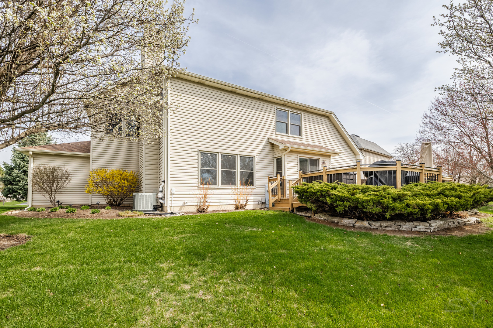203 Cambridge Court, Oswego, IL 60543