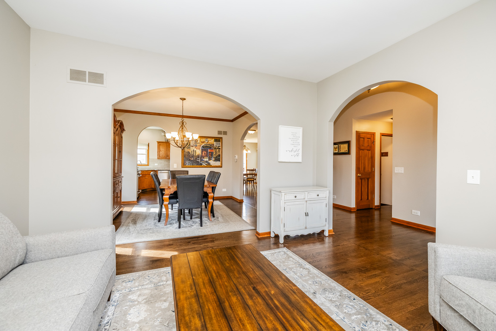 203 Cambridge Court, Oswego, IL 60543