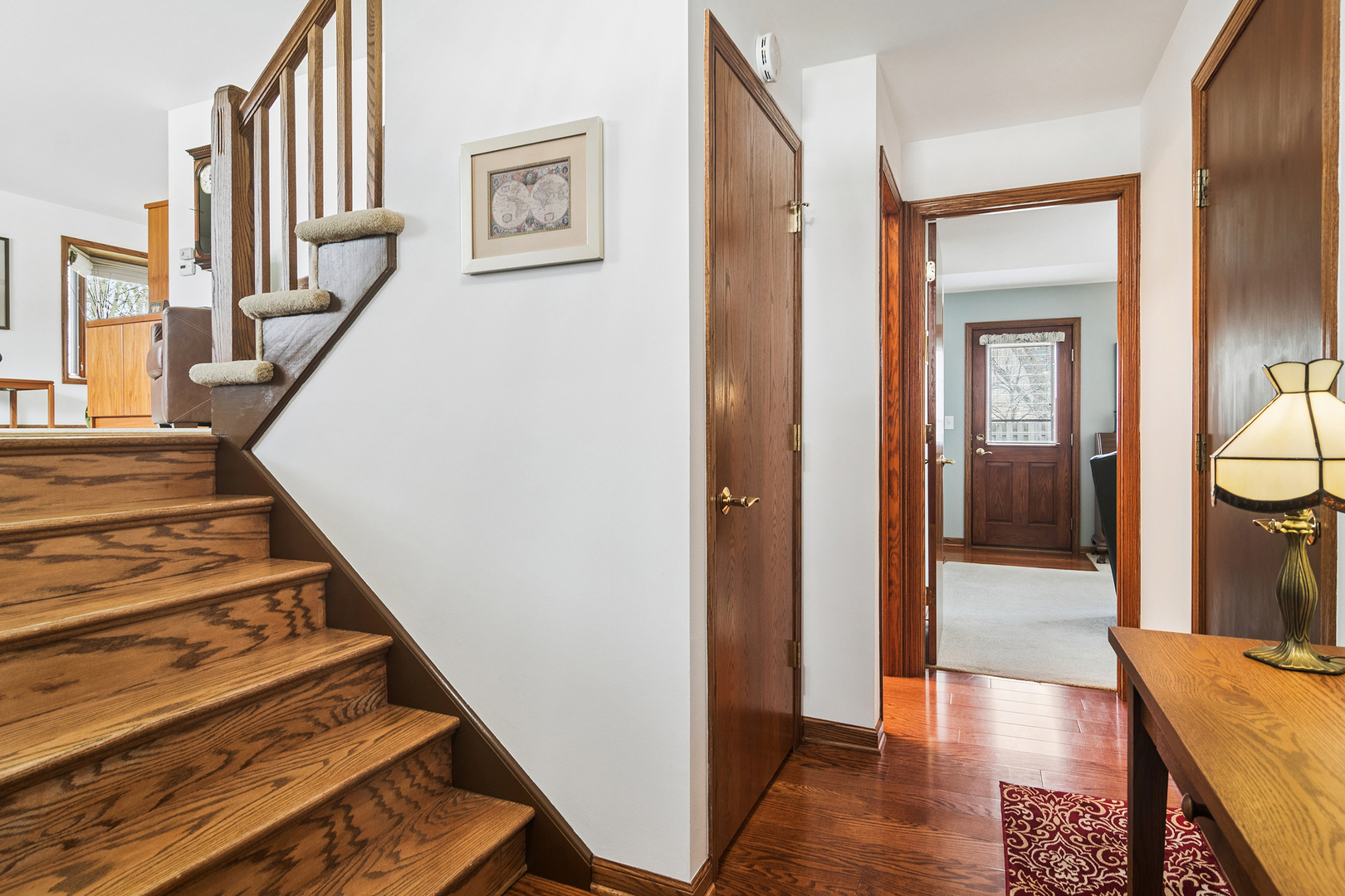 111 N Wilshire Lane, Arlington Heights, IL 60004