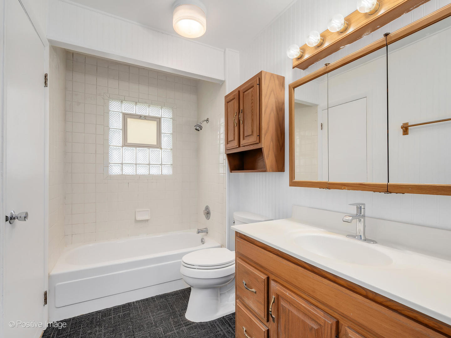 8110 Norwood Court, Woodridge, IL 60517