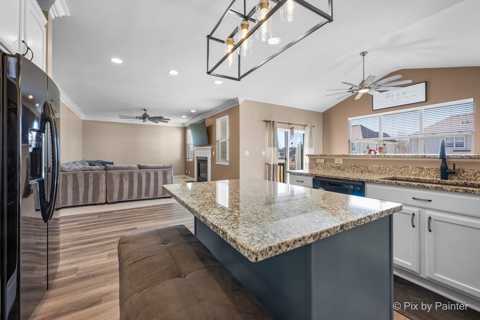 748 Cashmere Lane, Elgin, IL 60124