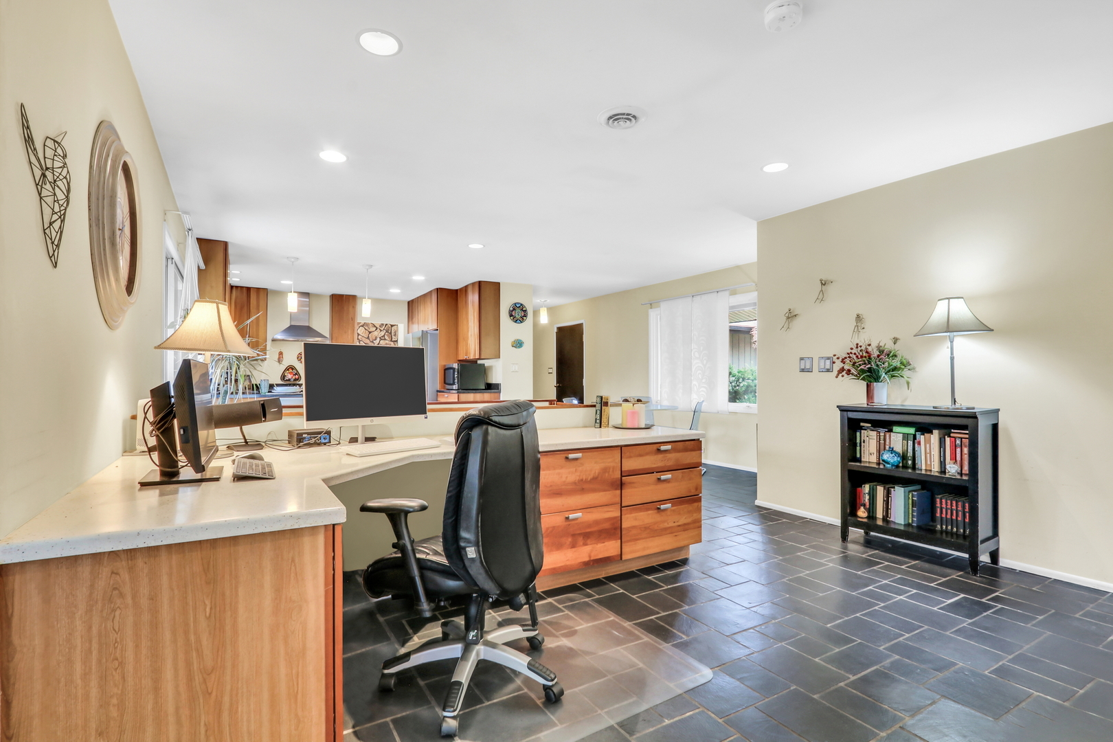 Green Oaks, IL 60048