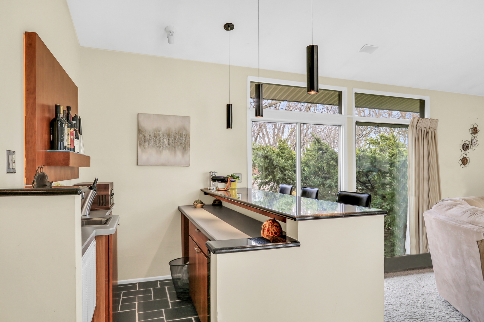 Green Oaks, IL 60048