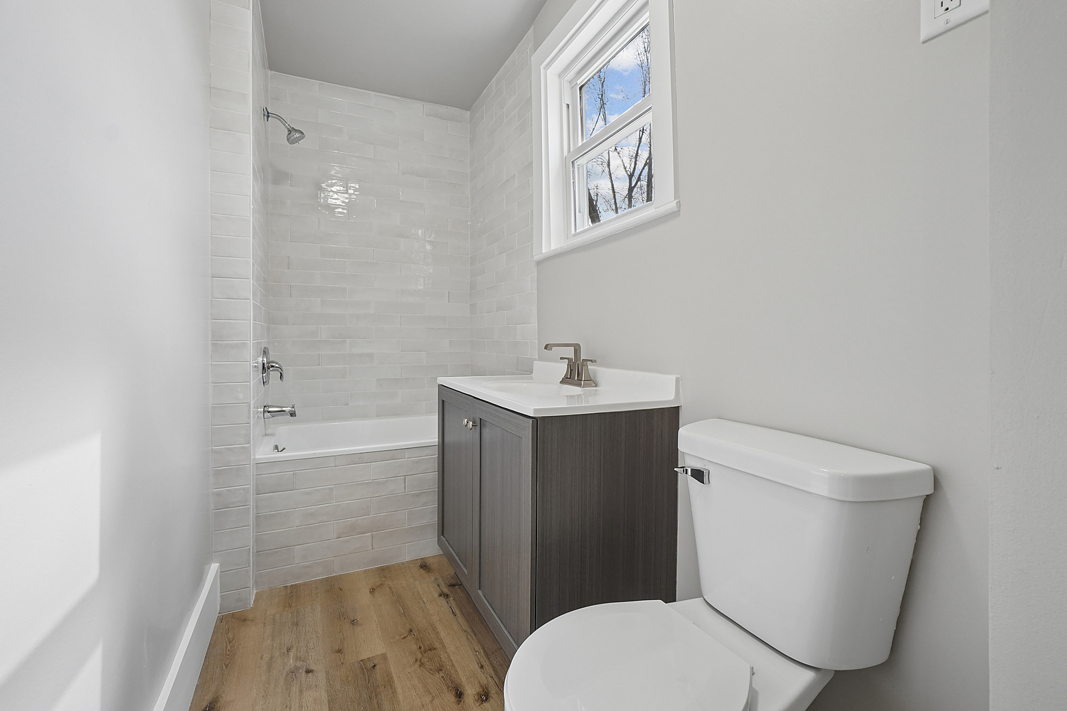 906 State Street, Lemont, IL 60439