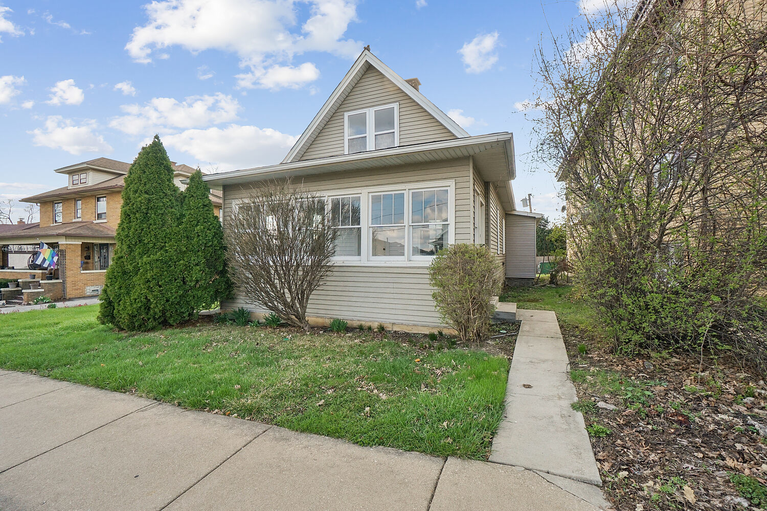 906 State Street, Lemont, IL 60439