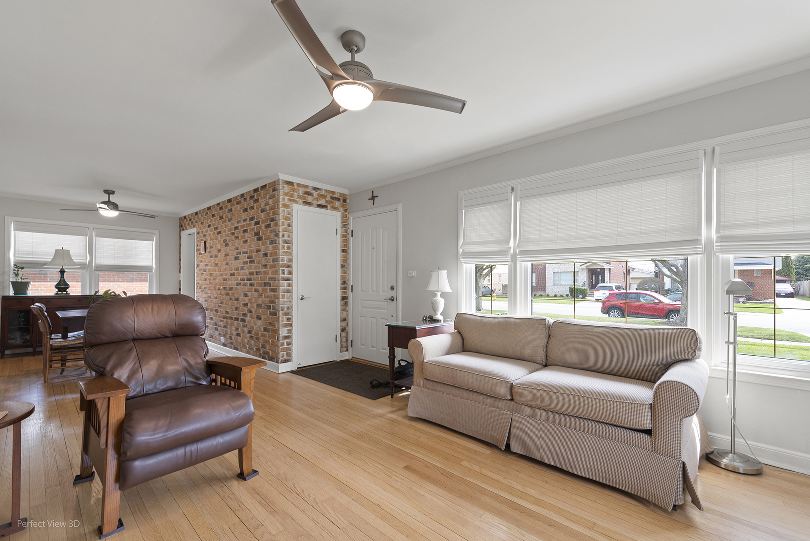 621 Oriole Avenue, Park Ridge, IL 60068