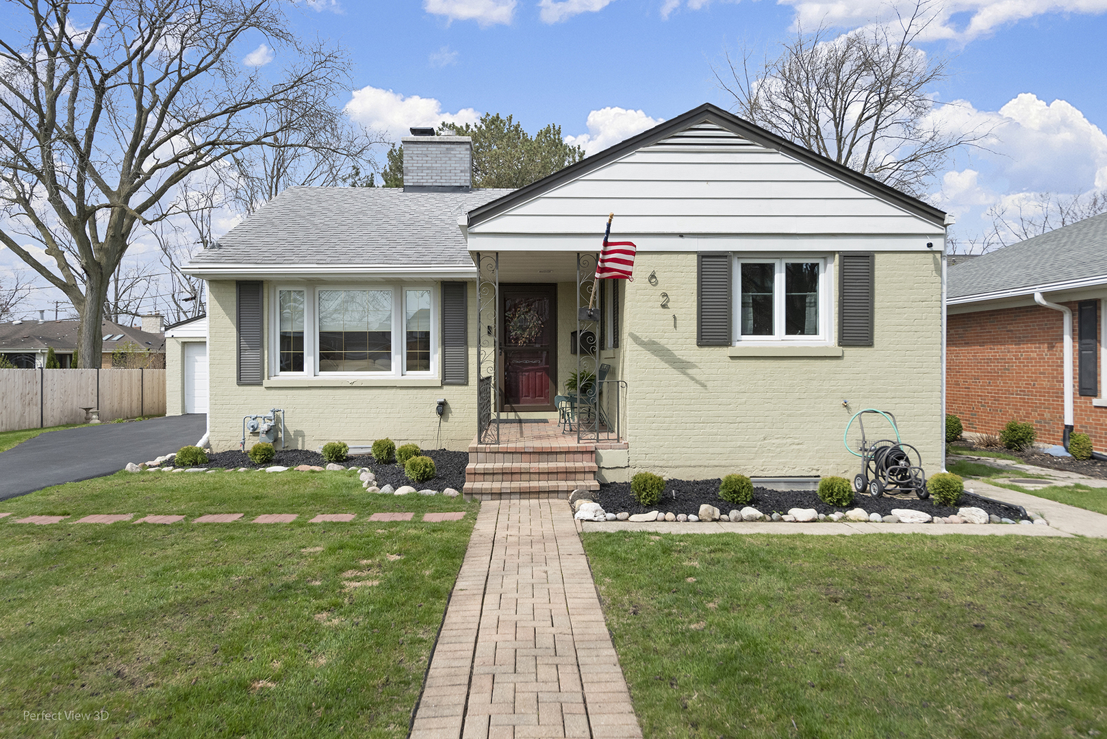 621 Oriole Avenue, Park Ridge, IL 60068