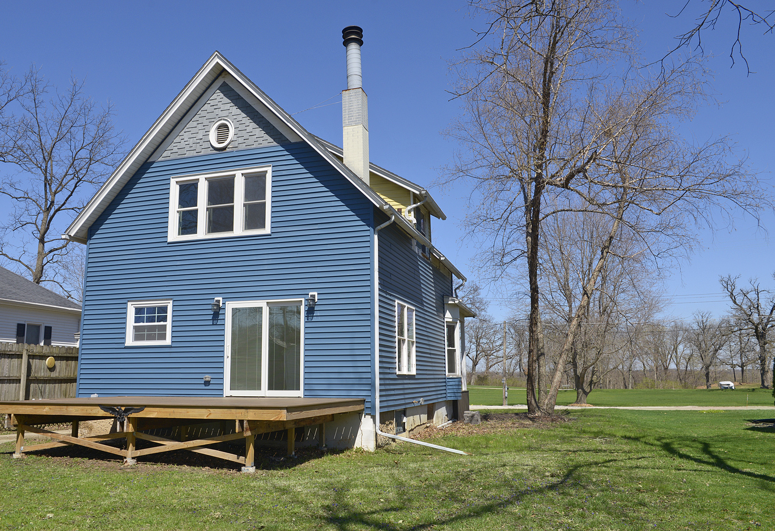 905 E Center Street, Ottawa, IL 61350