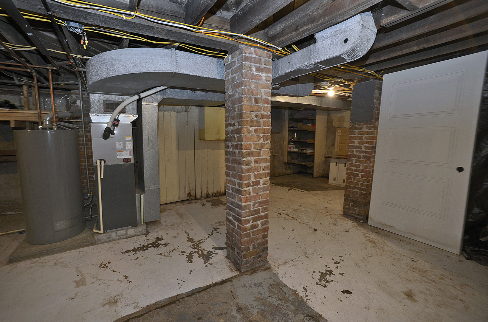 905 E Center Street, Ottawa, IL 61350