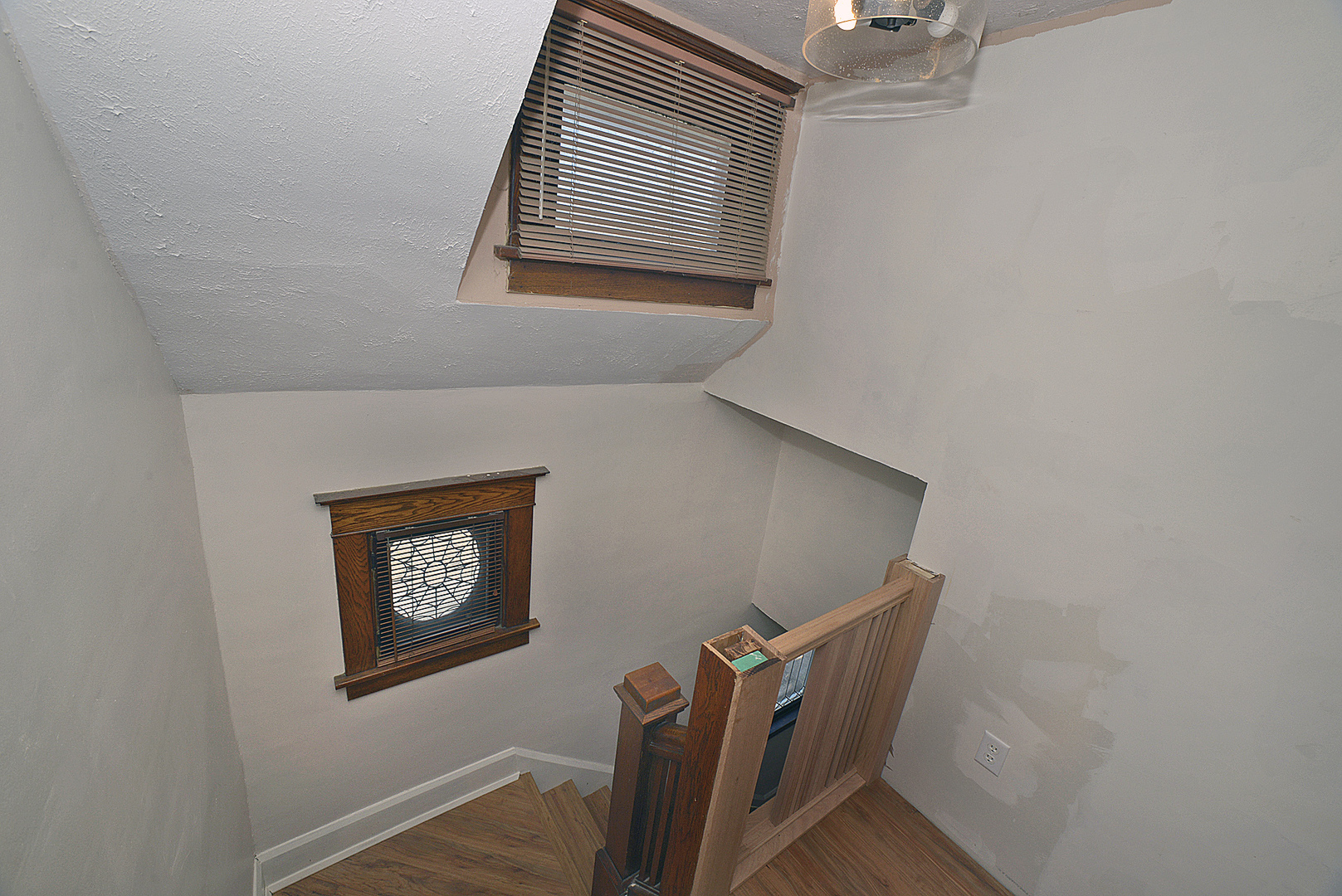 905 E Center Street, Ottawa, IL 61350