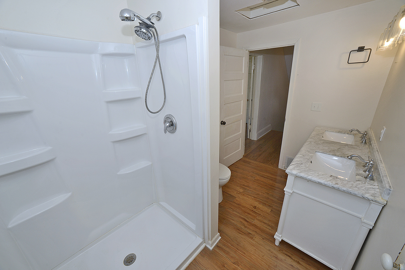 905 E Center Street, Ottawa, IL 61350