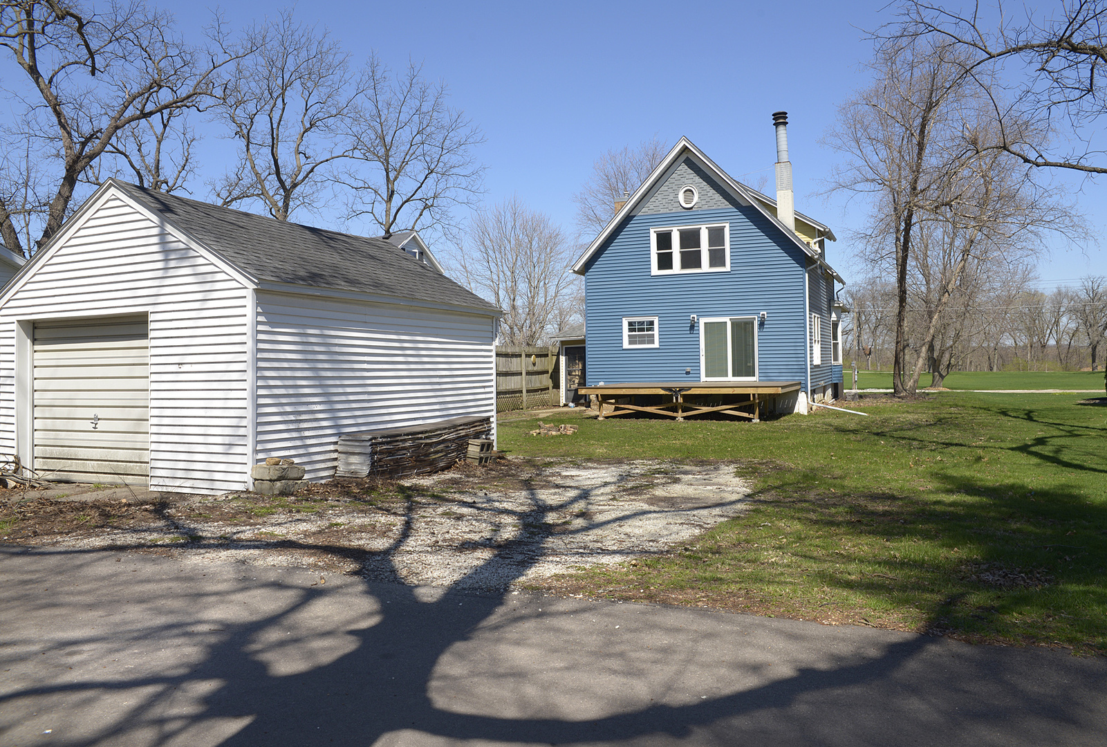 905 E Center Street, Ottawa, IL 61350