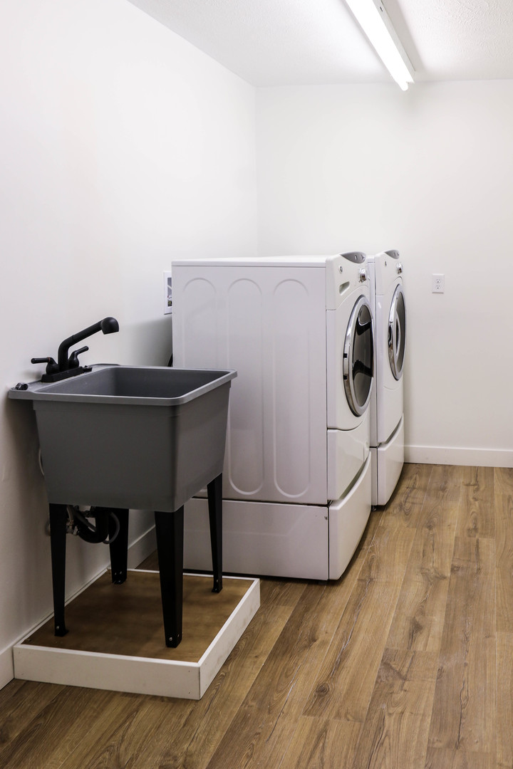 13015 E 2200 N Road, Hudson, IL 61748