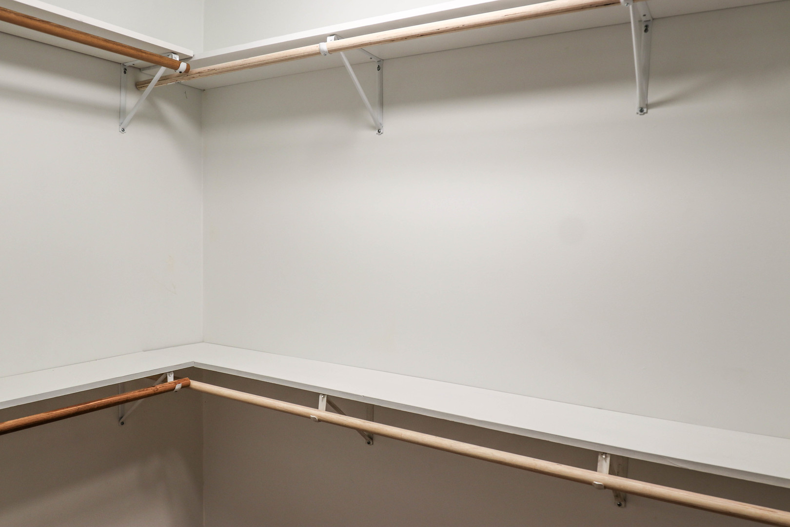 13015 E 2200 N Road, Hudson, IL 61748