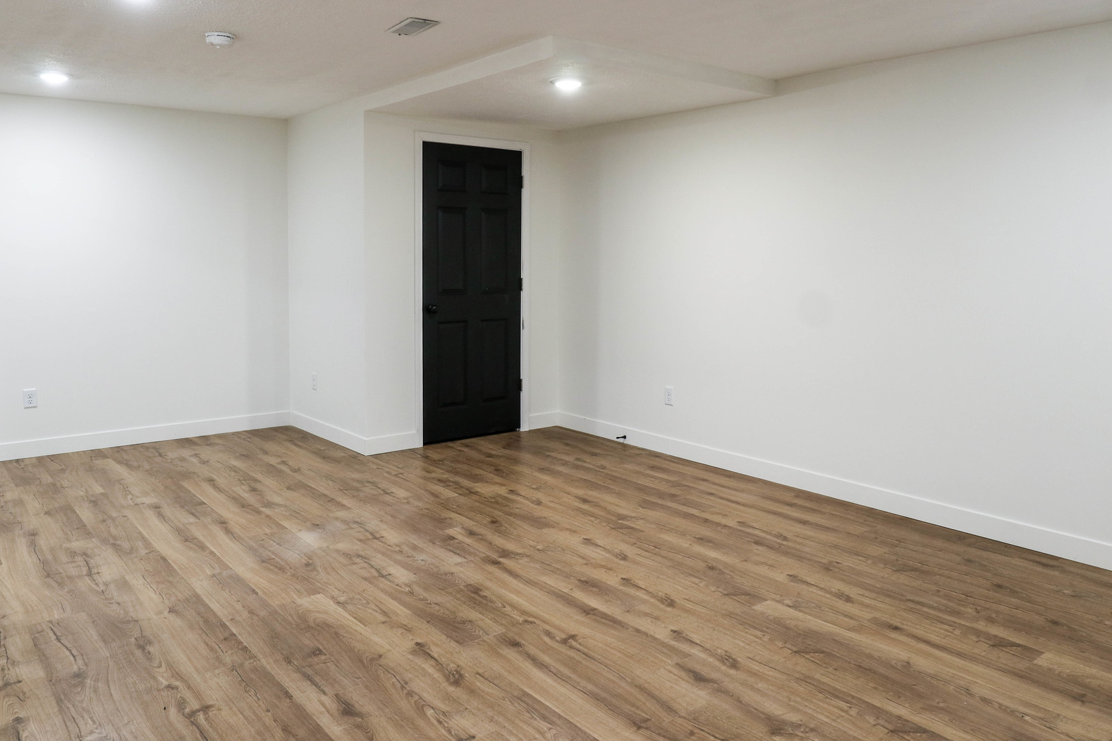 13015 E 2200 N Road, Hudson, IL 61748