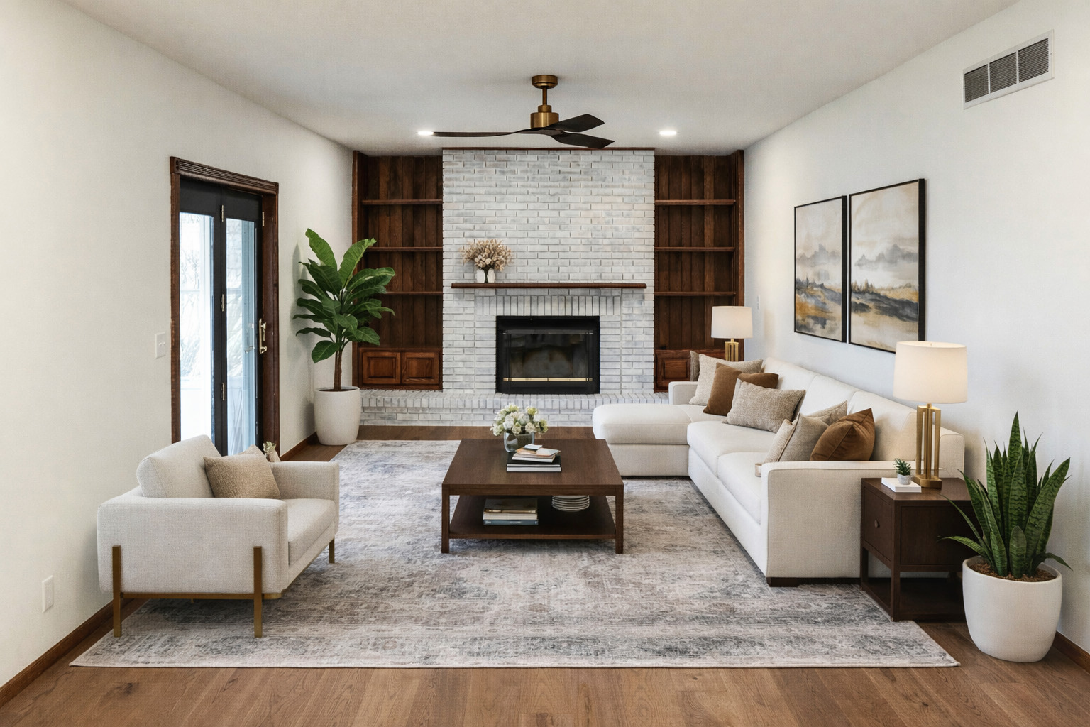 13015 E 2200 N Road, Hudson, IL 61748