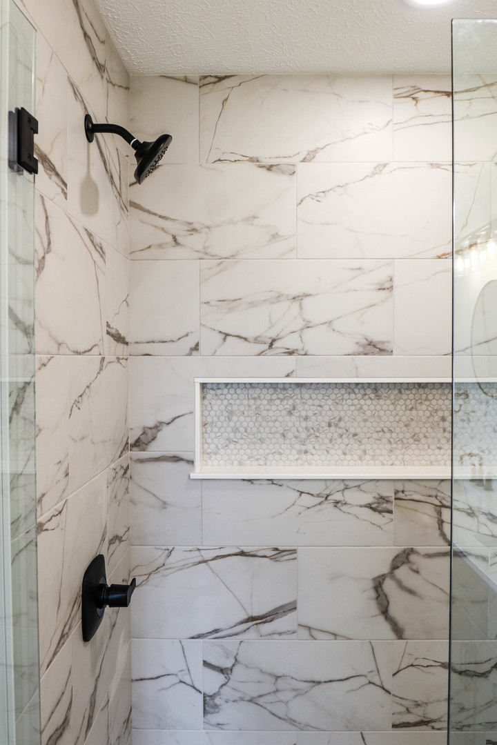 13015 E 2200 N Road, Hudson, IL 61748