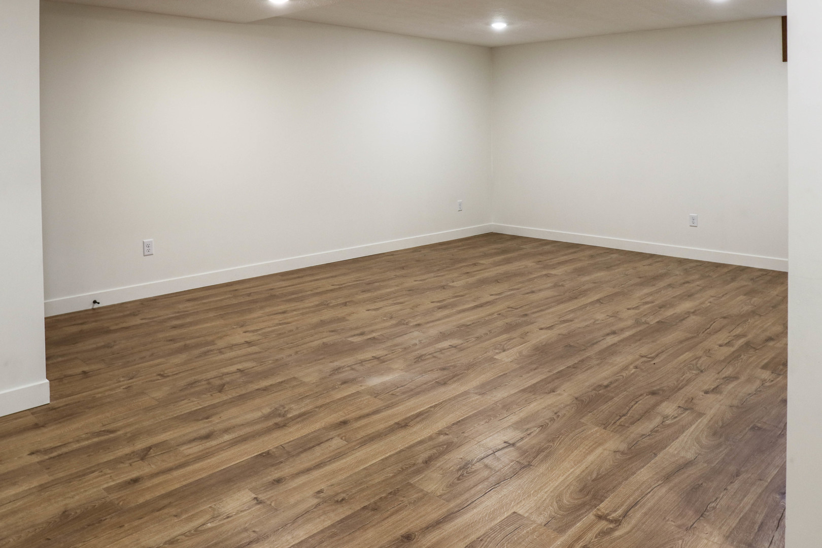 13015 E 2200 N Road, Hudson, IL 61748