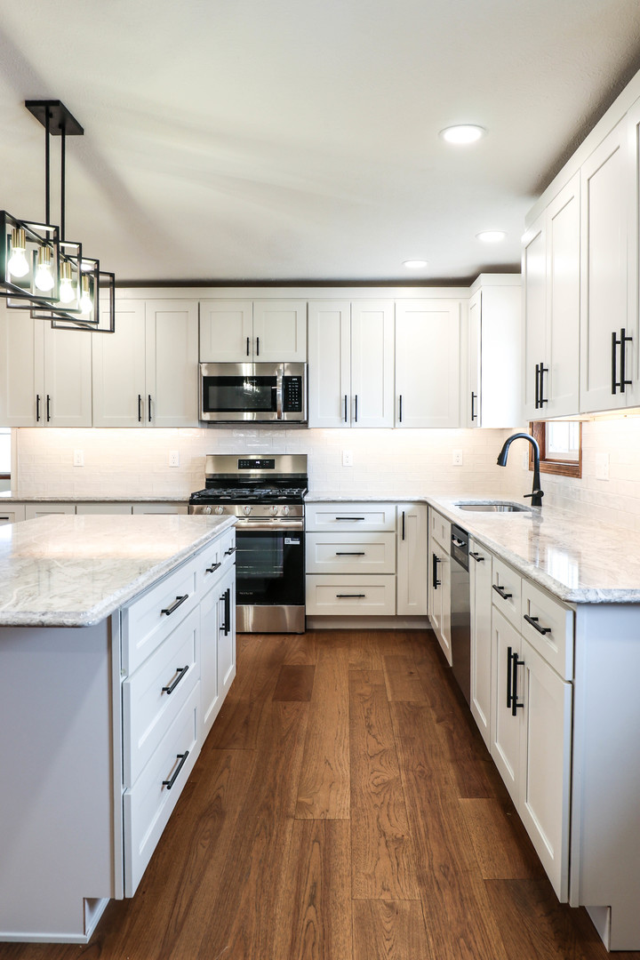 13015 E 2200 N Road, Hudson, IL 61748